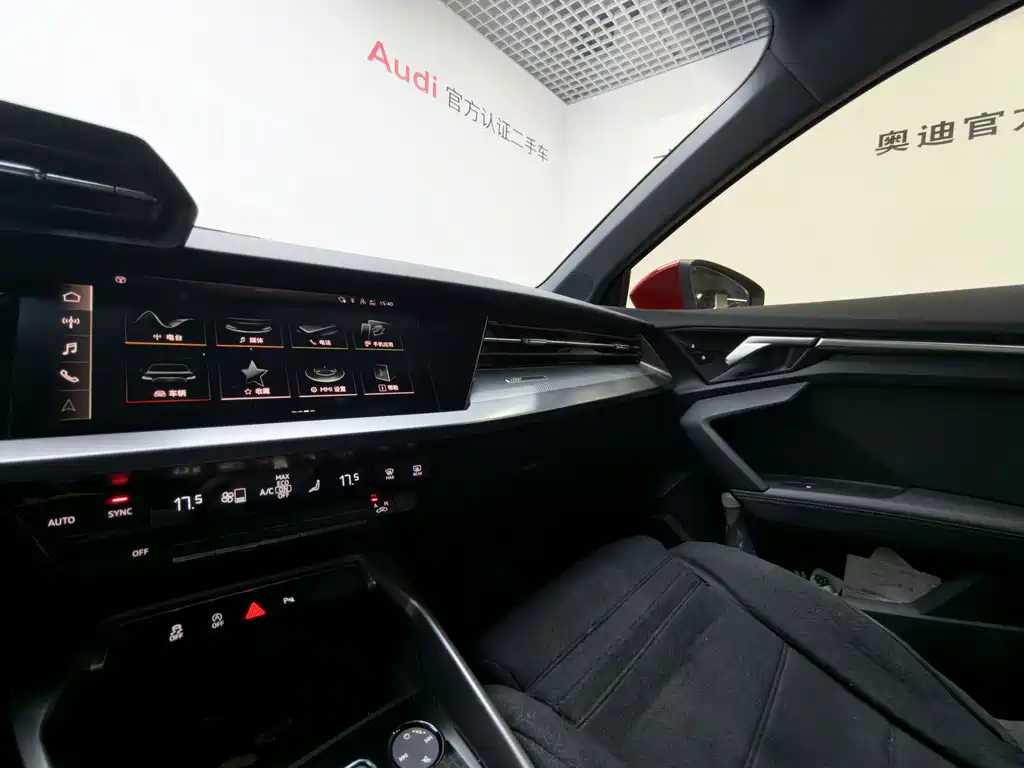 Audi A3 2022 — фото 10
