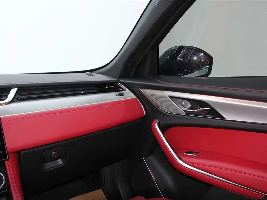 Jaguar F-PACE 2023 — фото 27