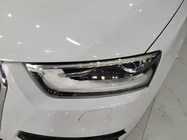 Audi Q3 2015