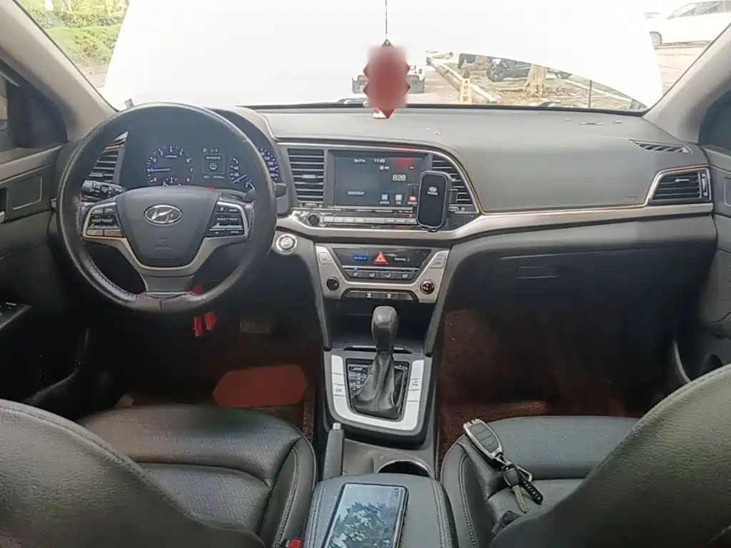 Hyundai Celesta 2016 — фото 10