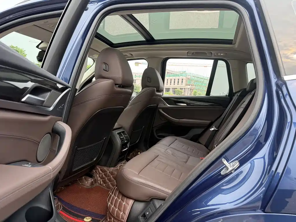 BMW X3 2021