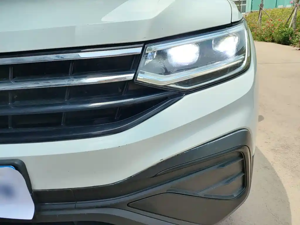 Volkswagen Tiguan L 2024 — фото 18