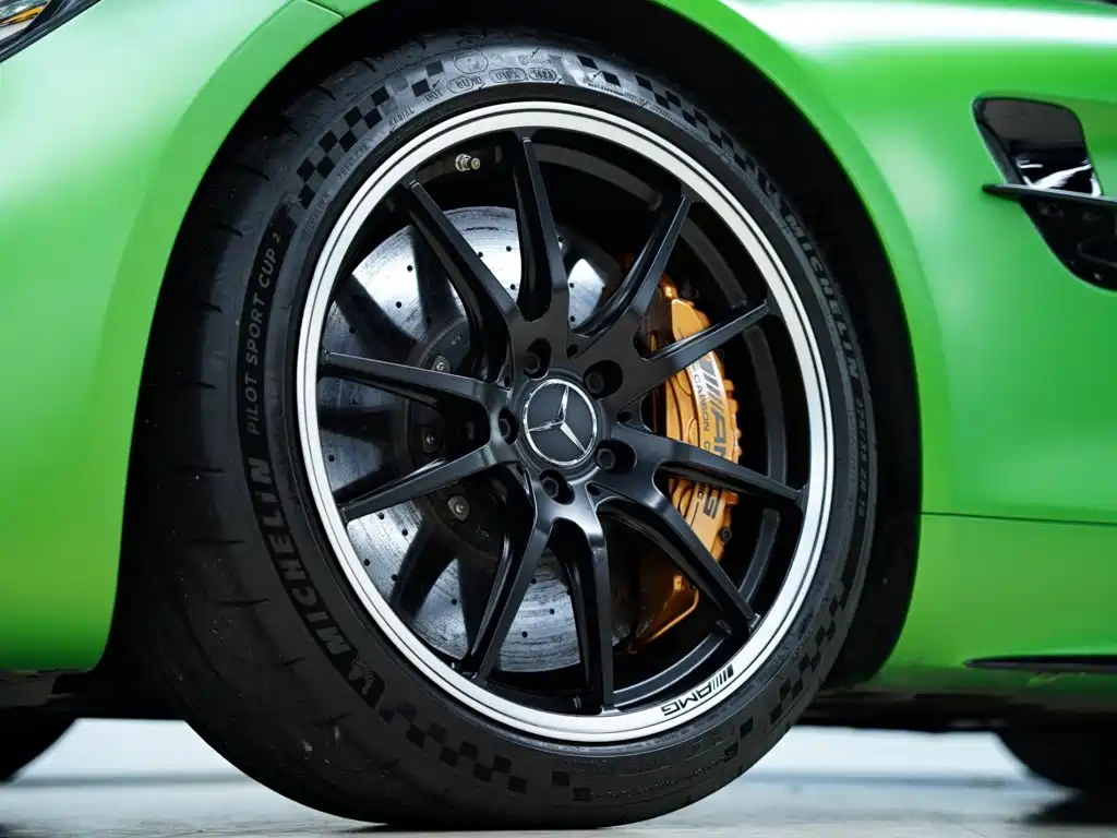 Mercedes-Benz AMG GT 2018 — фото 15