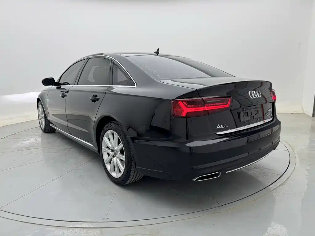 Audi A6L 2018 — фото 6