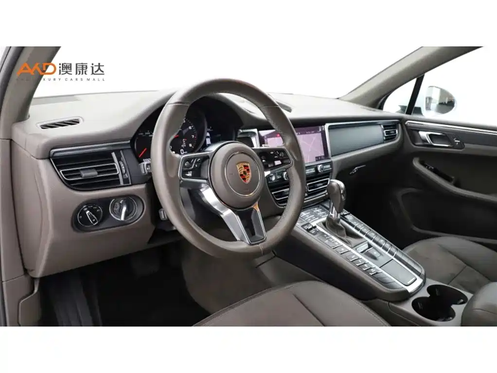 Porsche Macan 2019 — фото 6
