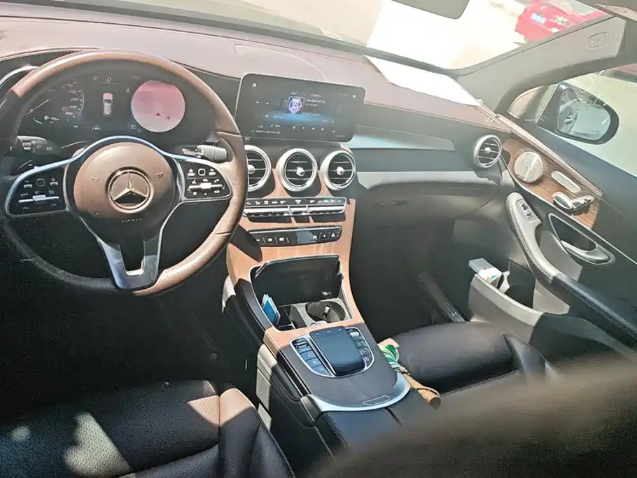 Mercedes-Benz GLC 2022 — фото 12