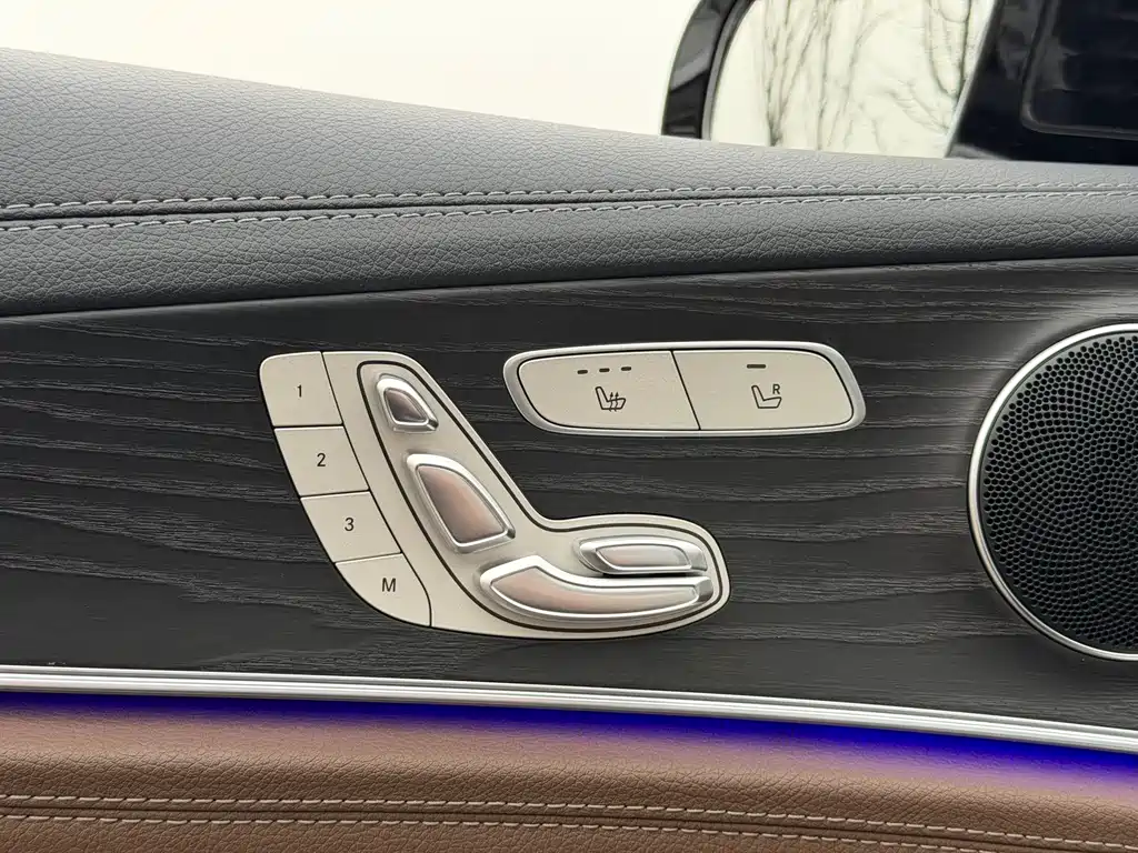 Mercedes-Benz E-Class 2020 — фото 10
