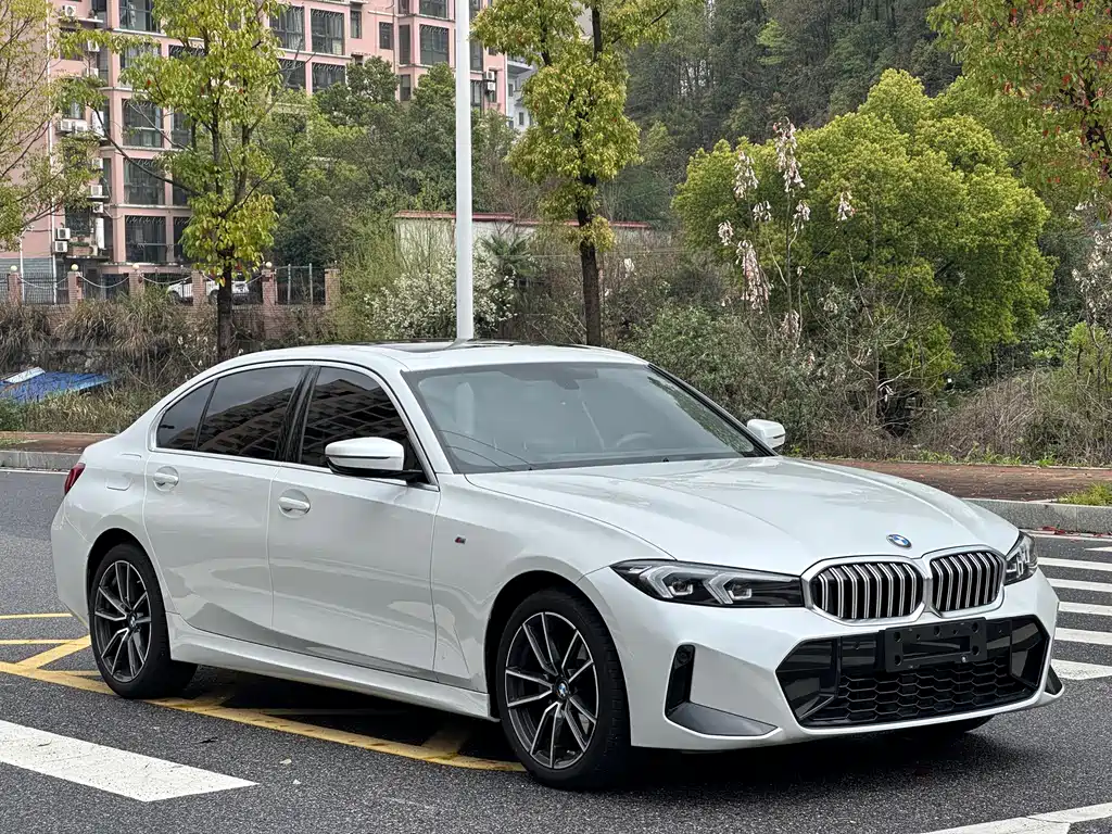 BMW 3 Series 2024