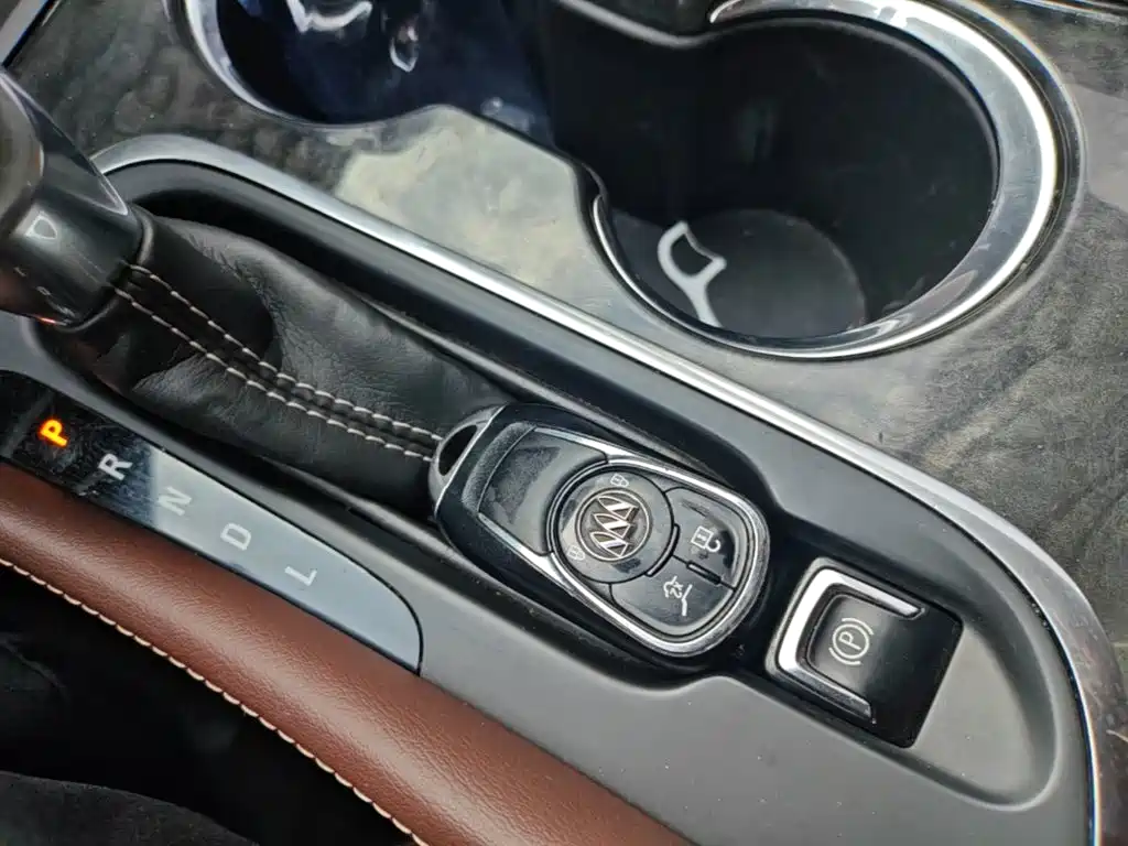 Buick Envision Plus 2015 — фото 9
