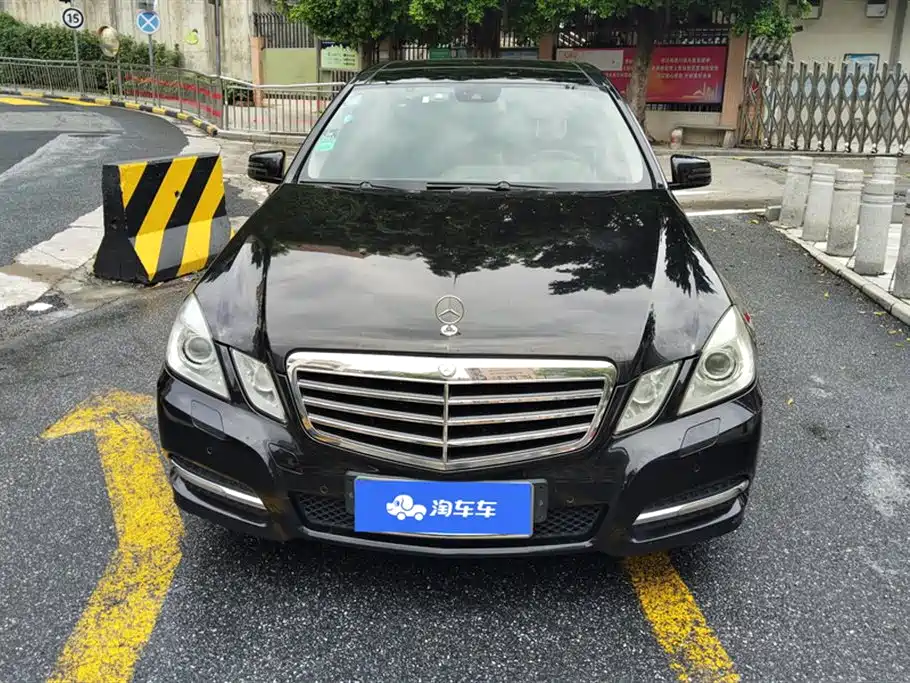 Mercedes-Benz E-Class 2012