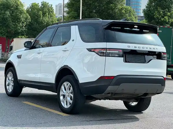 Land Rover Discovery 2020