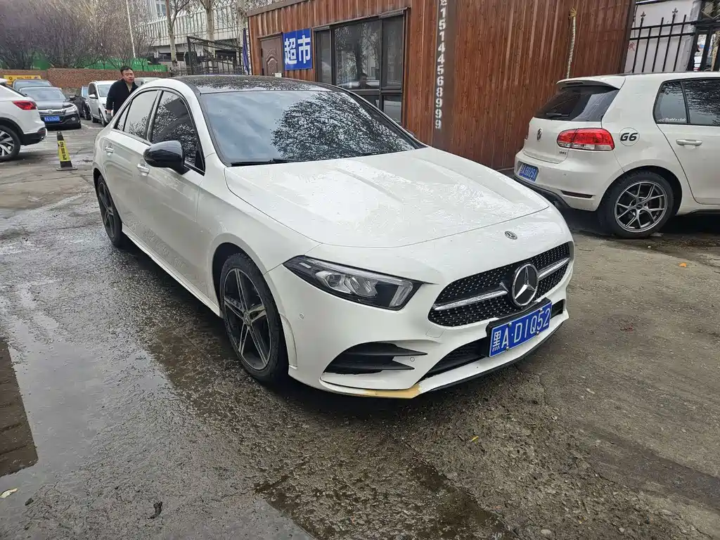 Mercedes-Benz A-Class 2020 — фото 3