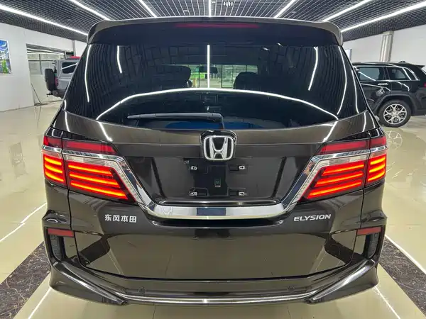 Honda Elysion 2018