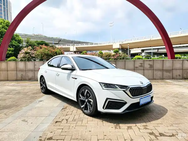 Skoda Octavia 2023