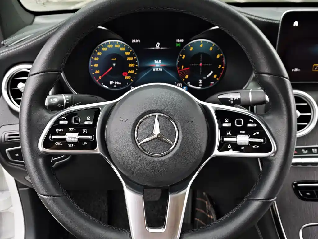 Mercedes-Benz GLC Coupe 2020 — фото 8