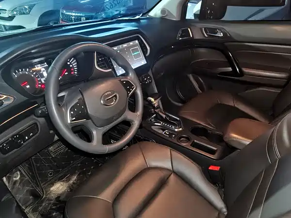 GAC Trumpchi GS4 2017
