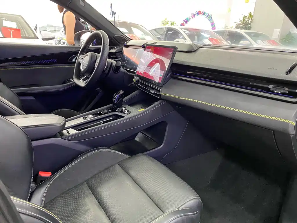 Lynk & Co 03 2024 — фото 8