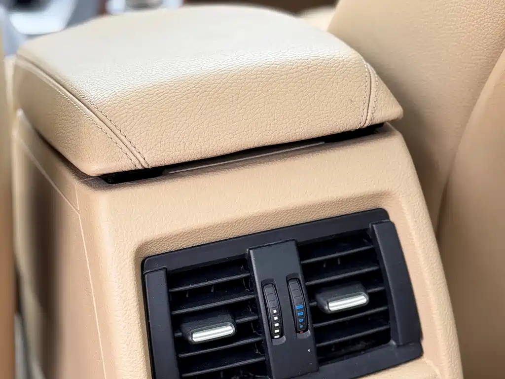BMW 3 Series 2013 — фото 16