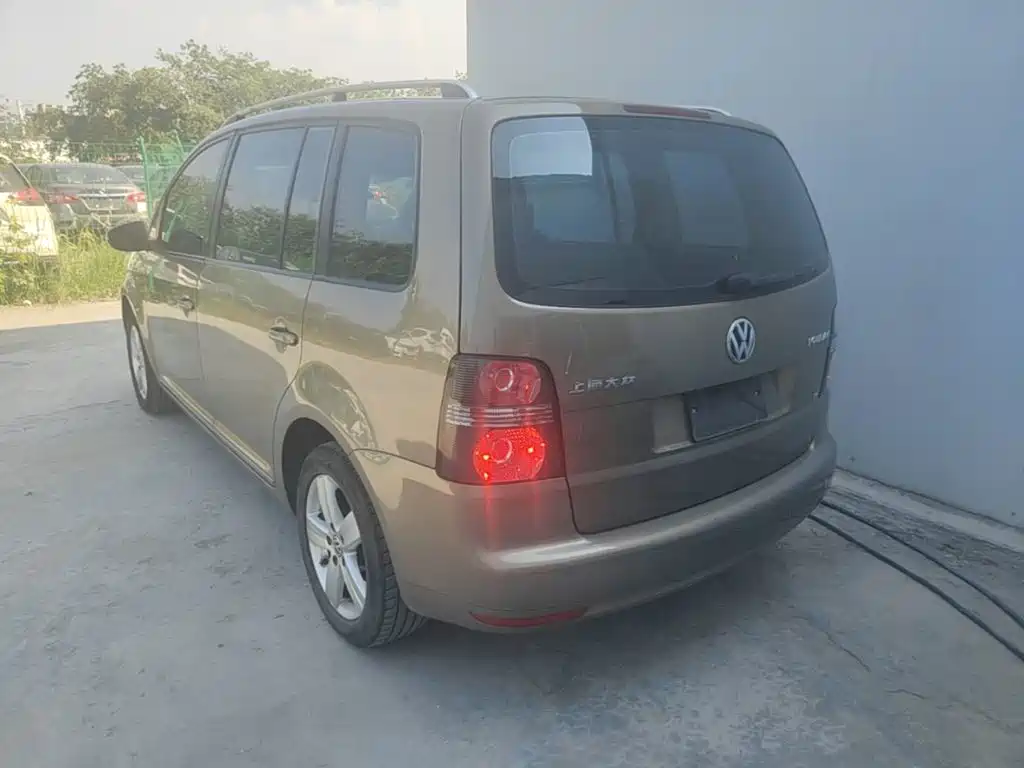 Volkswagen Touran 2015