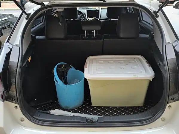 Toyota Yaris L 2020