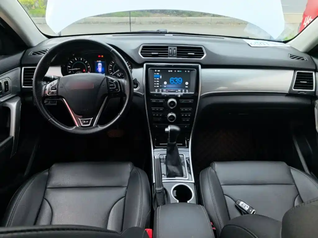 Haval H2 2015 — фото 10