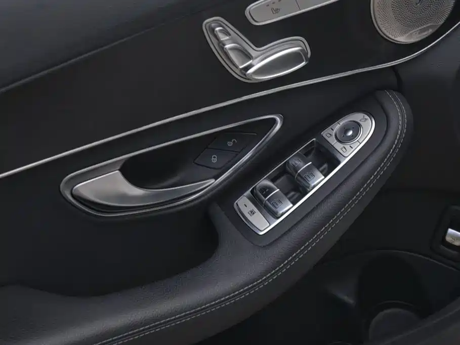 Mercedes-Benz C-Class 2019 — фото 50