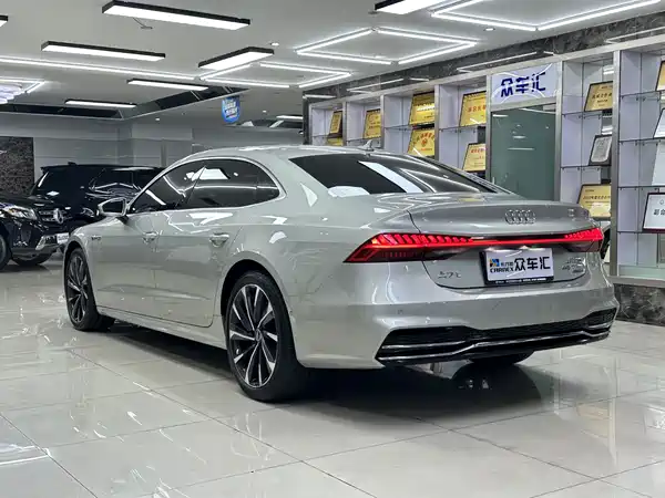 Audi A7L 2023