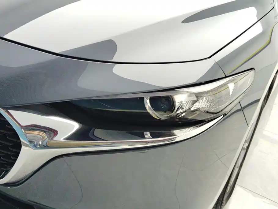 Mazda 3 Axela 2023
