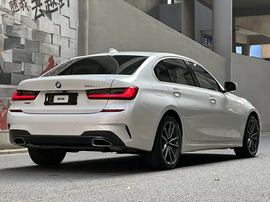 BMW 3 Series 2020