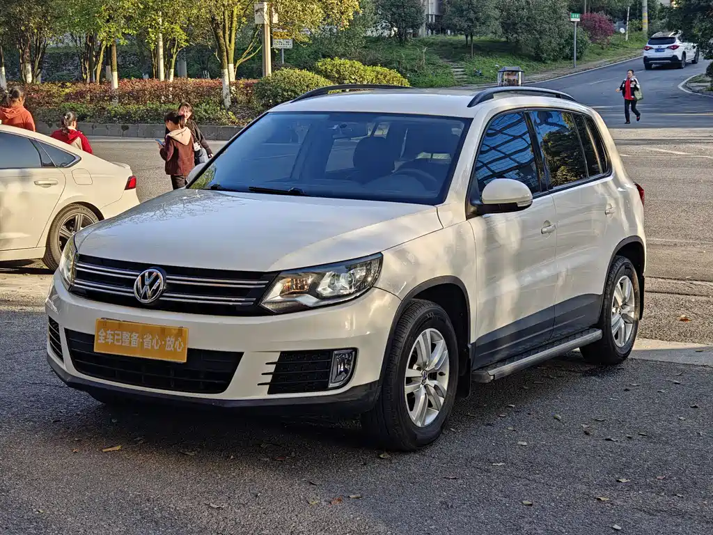 Volkswagen Tiguan 2014 — фото 1