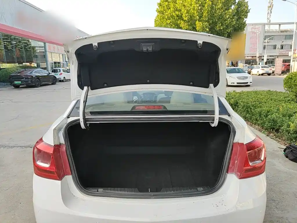 Chevrolet Cruze 2015 — фото 19