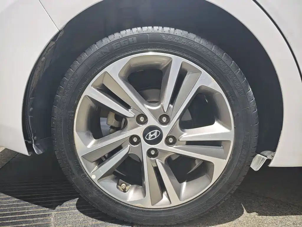 Hyundai Celesta 2017 — фото 11