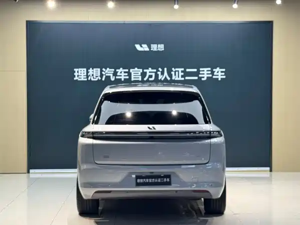 Li Auto L8 2023