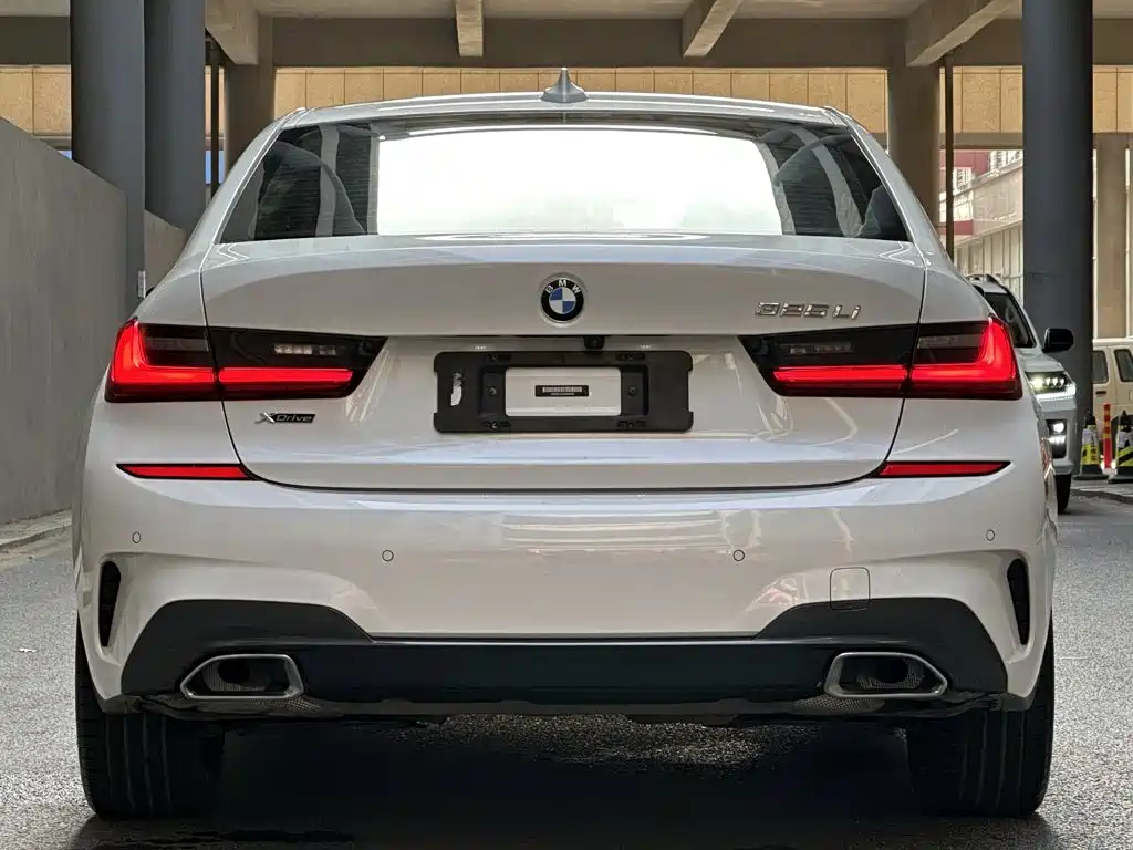 BMW 3 Series 2020