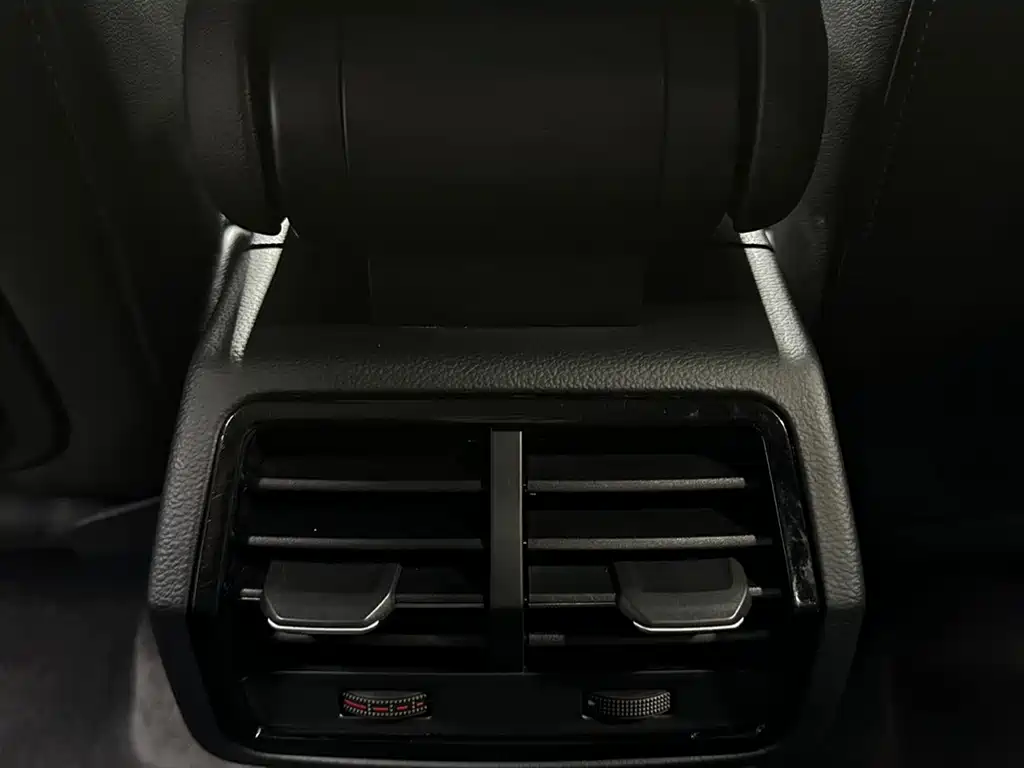 Audi Q3 2022 — фото 17