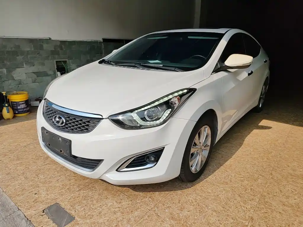 Hyundai Elantra 2017