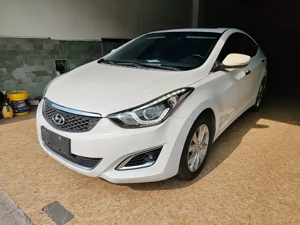 Hyundai Elantra Langdong 2017
