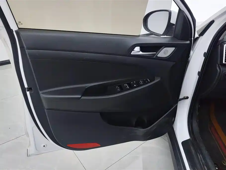 Hyundai Tucson 2019 — фото 7