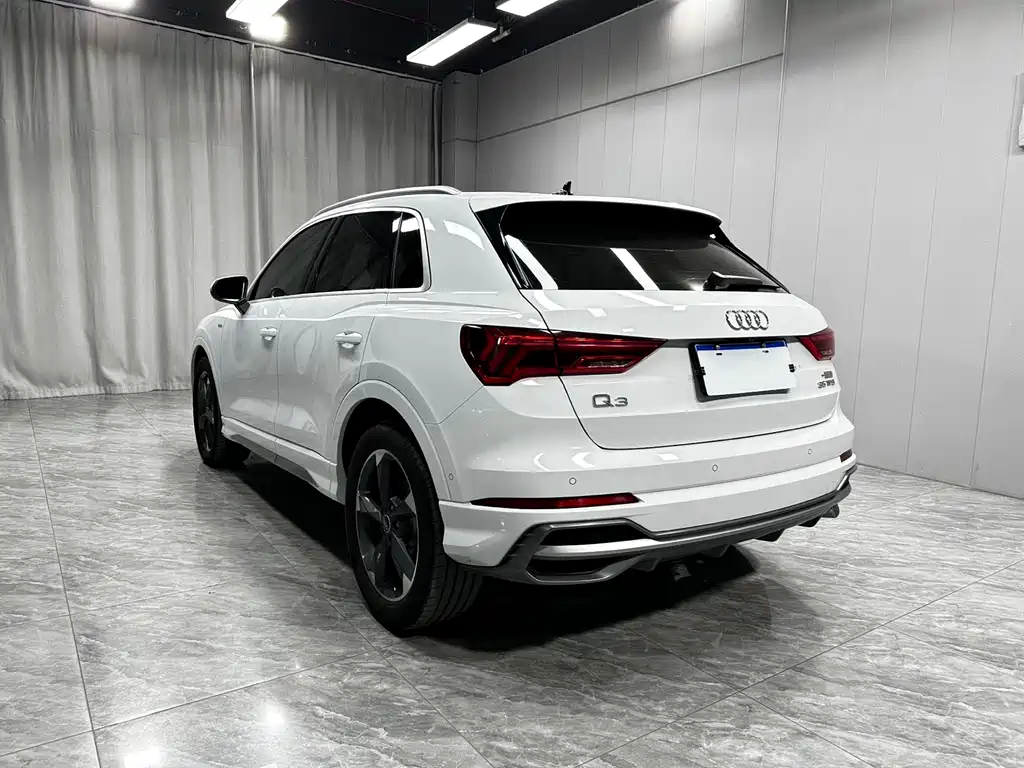 Audi Q3 2022