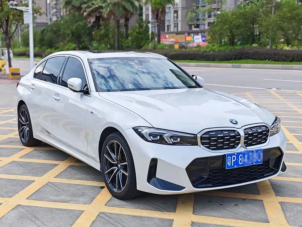 BMW 3 Series 2023