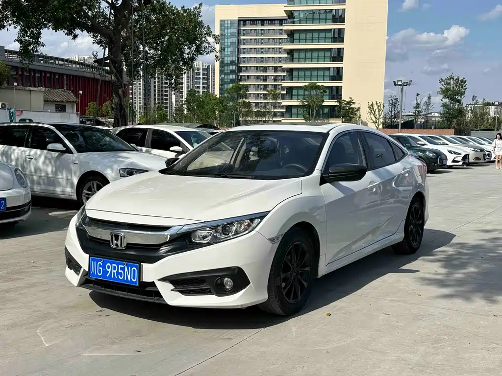 Honda Civic 2017 — фото 1