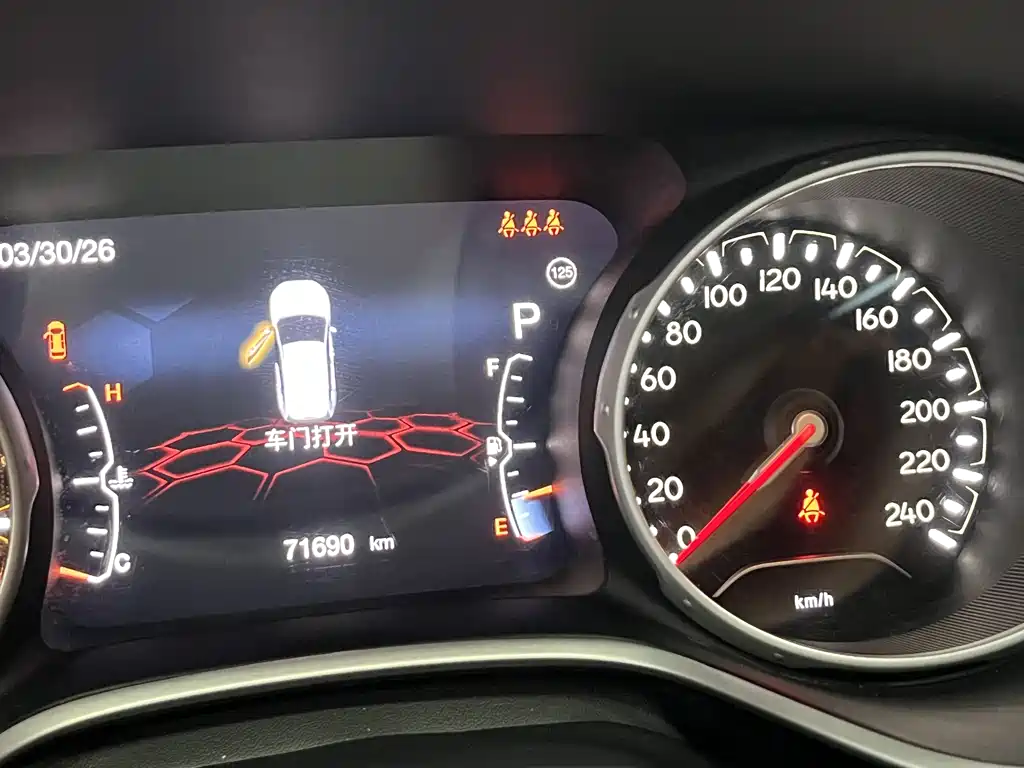 Jeep Compass 2020 — фото 19