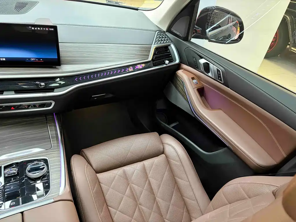 BMW X7 2022 — фото 15