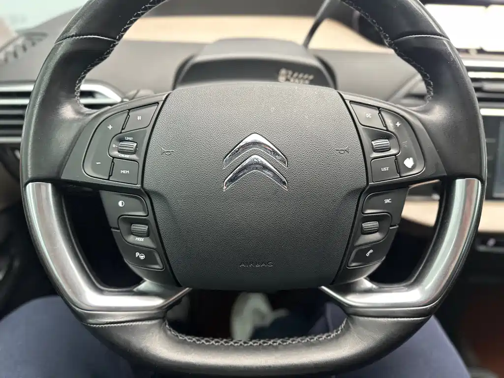 Citroen C4 Picasso 2015 — фото 20