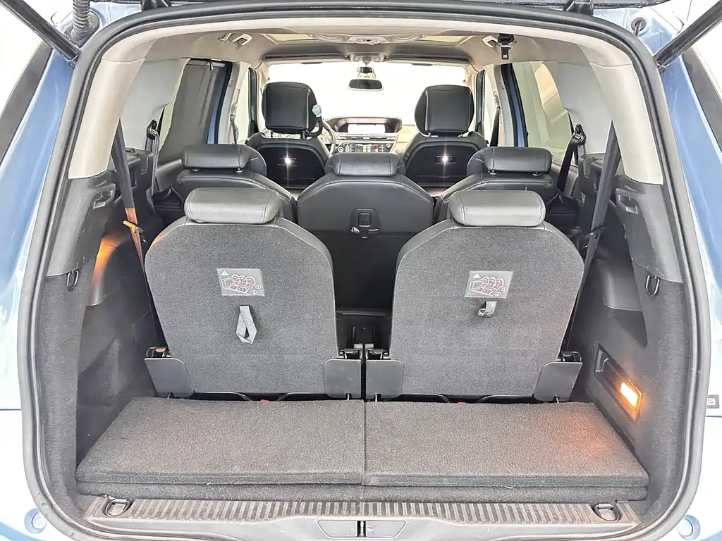 Citroen C4 Picasso 2015 — фото 47