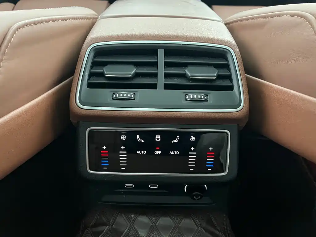 Audi A6L 2023 — фото 10