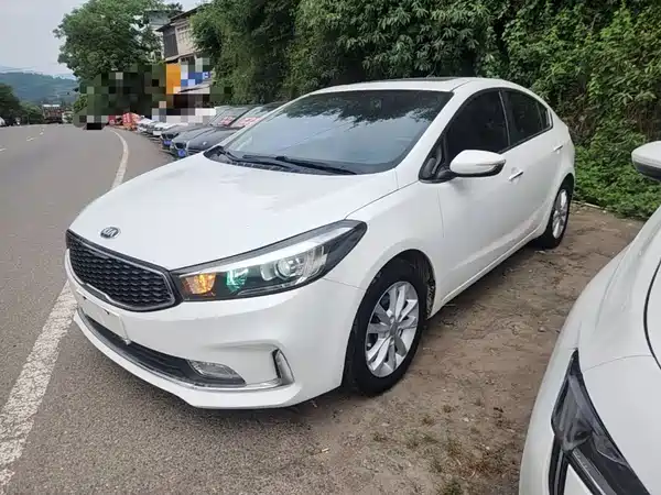 Kia K3 2016