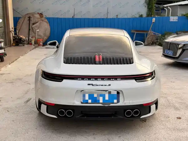 Porsche 911 2022