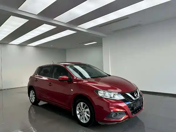 Nissan Tiida 2016