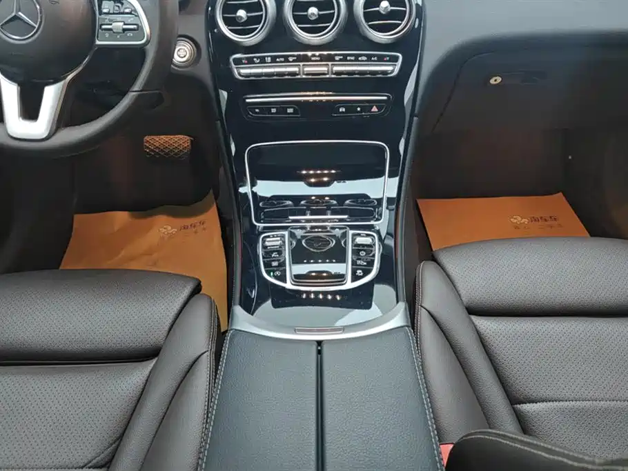 Mercedes-Benz GLC 2021 — фото 16